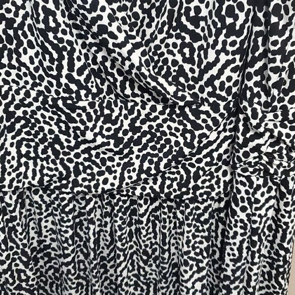 VINCE CAMUTO Black/White Maxi Dress - Size 3X - Picture 4 of 8